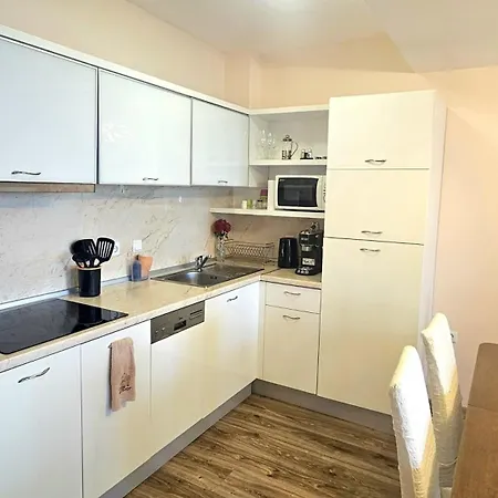 Sun Sea 3 Sea View Apartment *